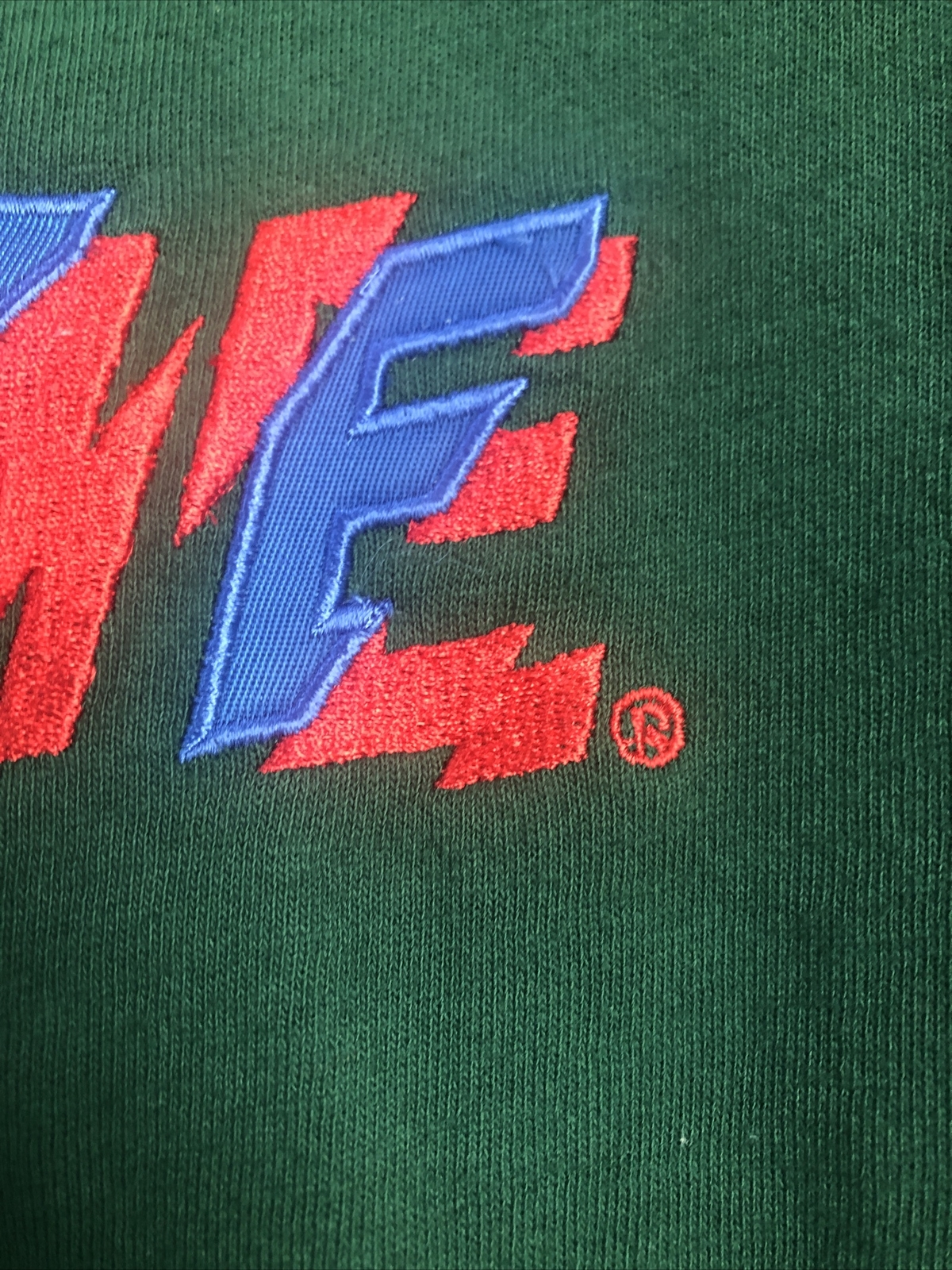 Supreme SS19 Shatter SS Top Dark Green Size M 100% Authentic VNDS Sold Out Item gallery