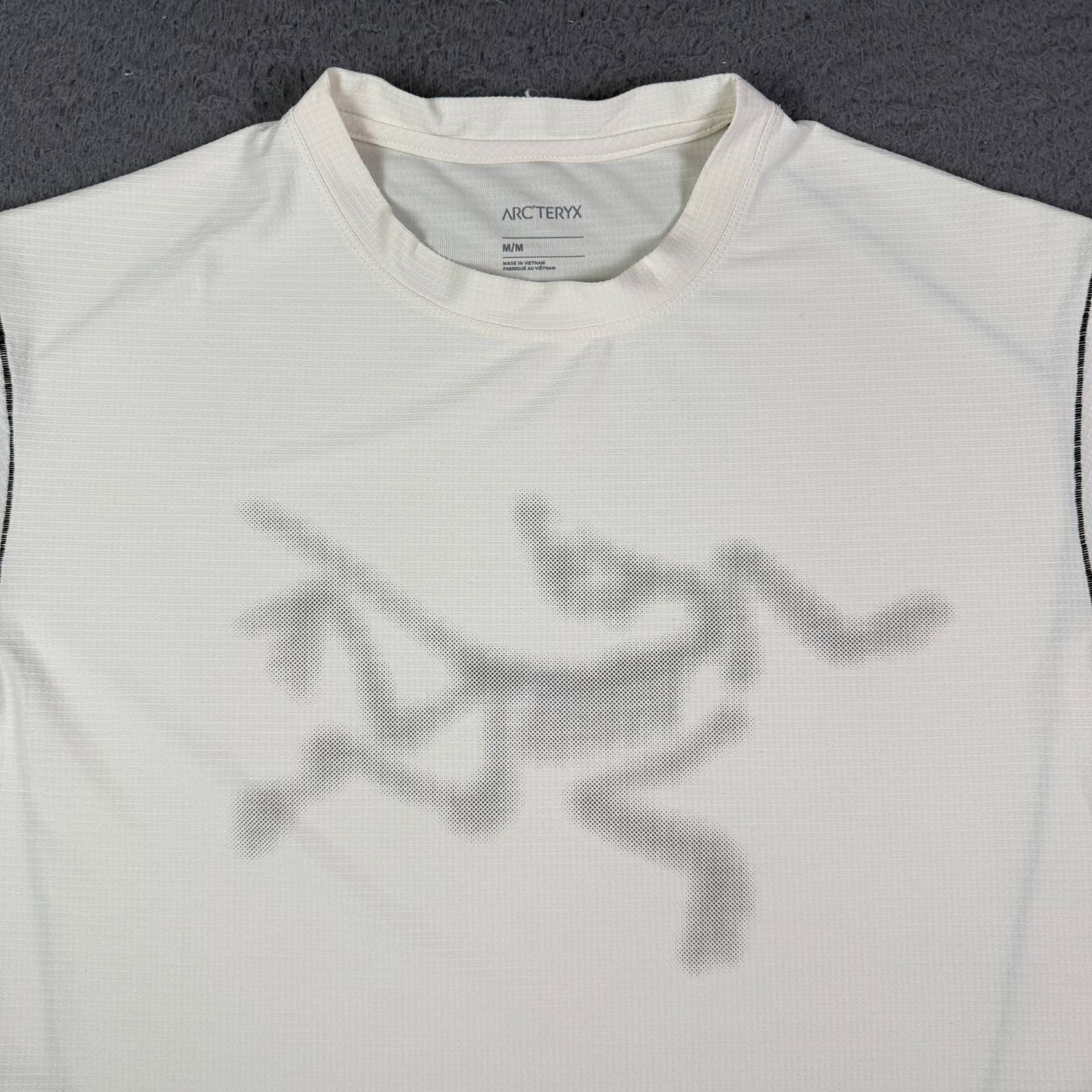 Arc’teryx System A Tyjax Bird Logo Shirt Mens M White Short Sleeve Performance
