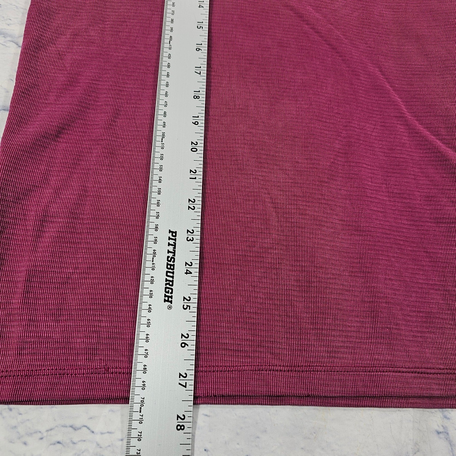 Tommy Bahama IslandZone T-Shirt Mens S Burgundy V-Neck Textured Short Sleeve Tee gallery