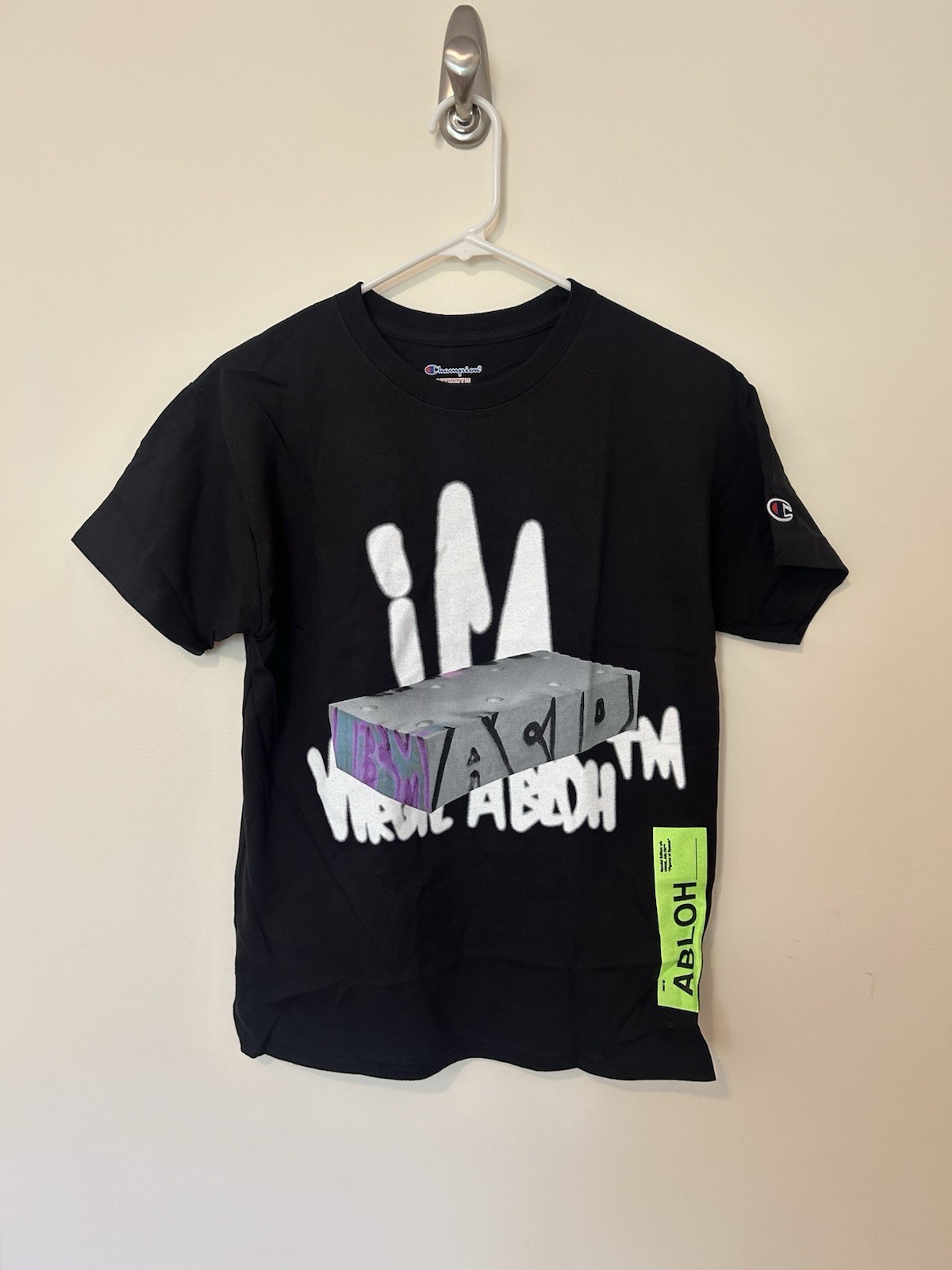 NWT Virgil Abloh Off-White x Champion Limited Edition Black Graphic T-Shirt gallery