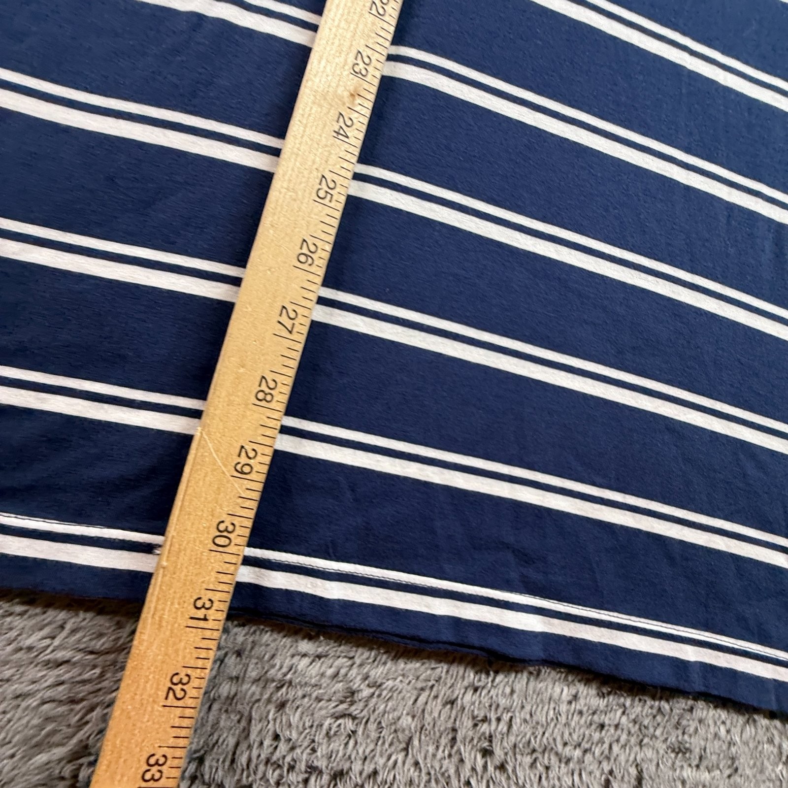 Nike Sportswear M Tall Mens Blue White Striped T-Shirt Tee Crew Neck Cotton gallery