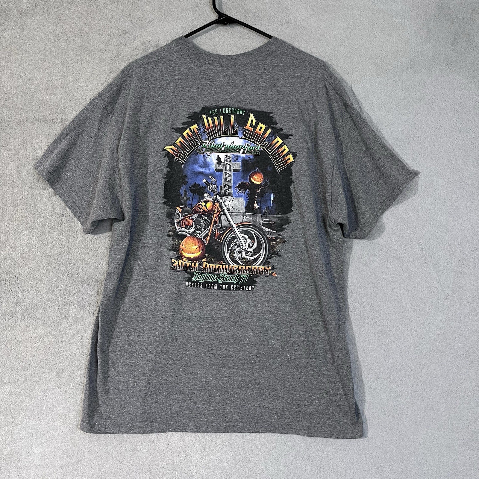 Gilden XL Biketoberfest 2022 Spooky Graveyard T-shirt Boot Hill Saloon Biker gallery