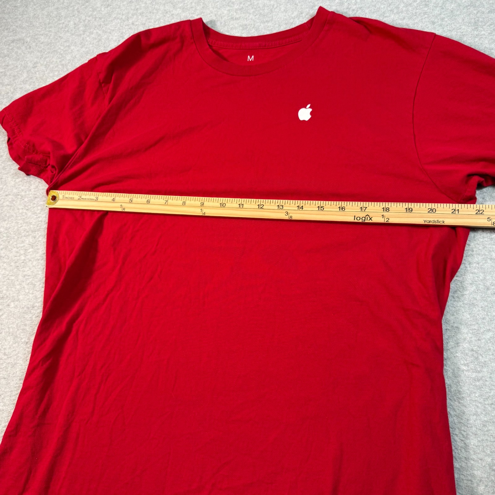 Apple Mac T-Shirt Red Sz M Cotton Official Staff Computer Macintosh Made in USA gallery