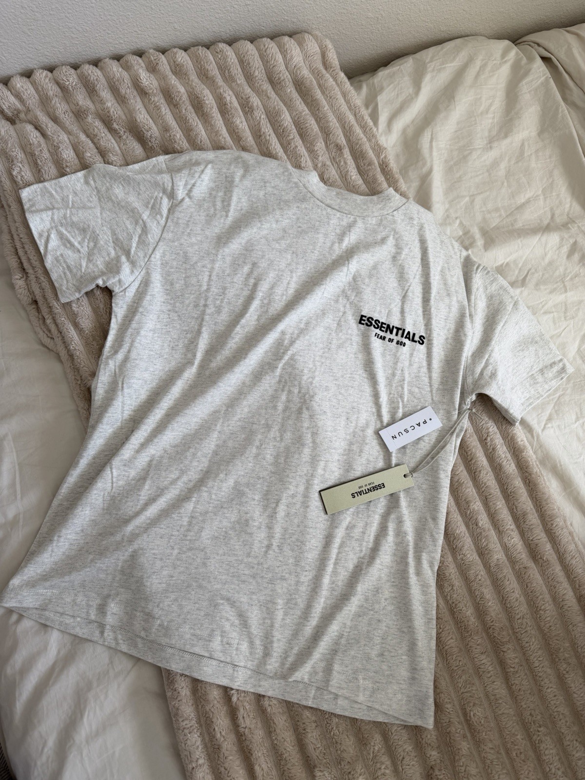Essentials Fear of God ESSENTIALS oatmeal Gray Logo Graphic Crew Neck T-Shirt XS gallery