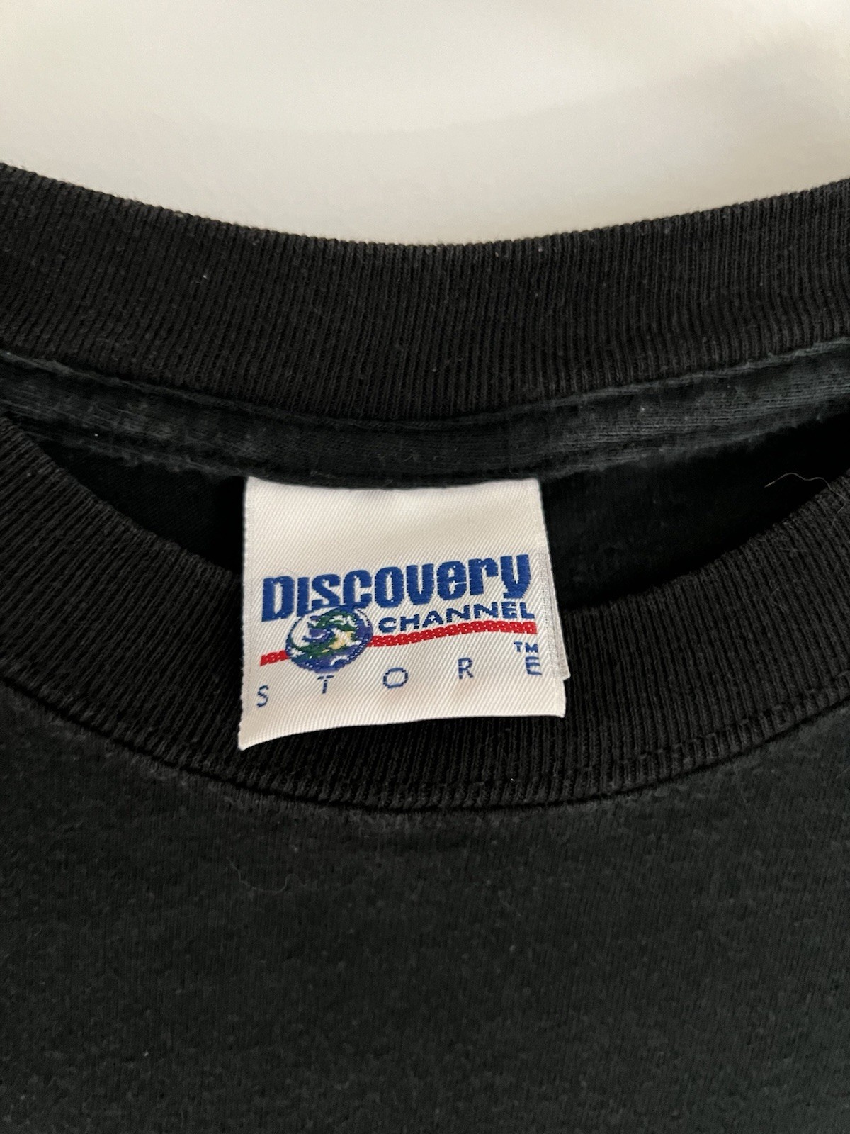 TLC Trading Spaces Size Medium Discovery Channel Store T Shirt - TV Show Promo gallery
