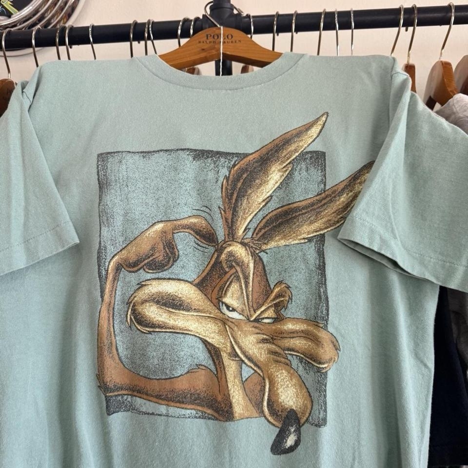 Vintage 90’s Wile E Coyote Looney Tunes Single Stitch T Shirt L