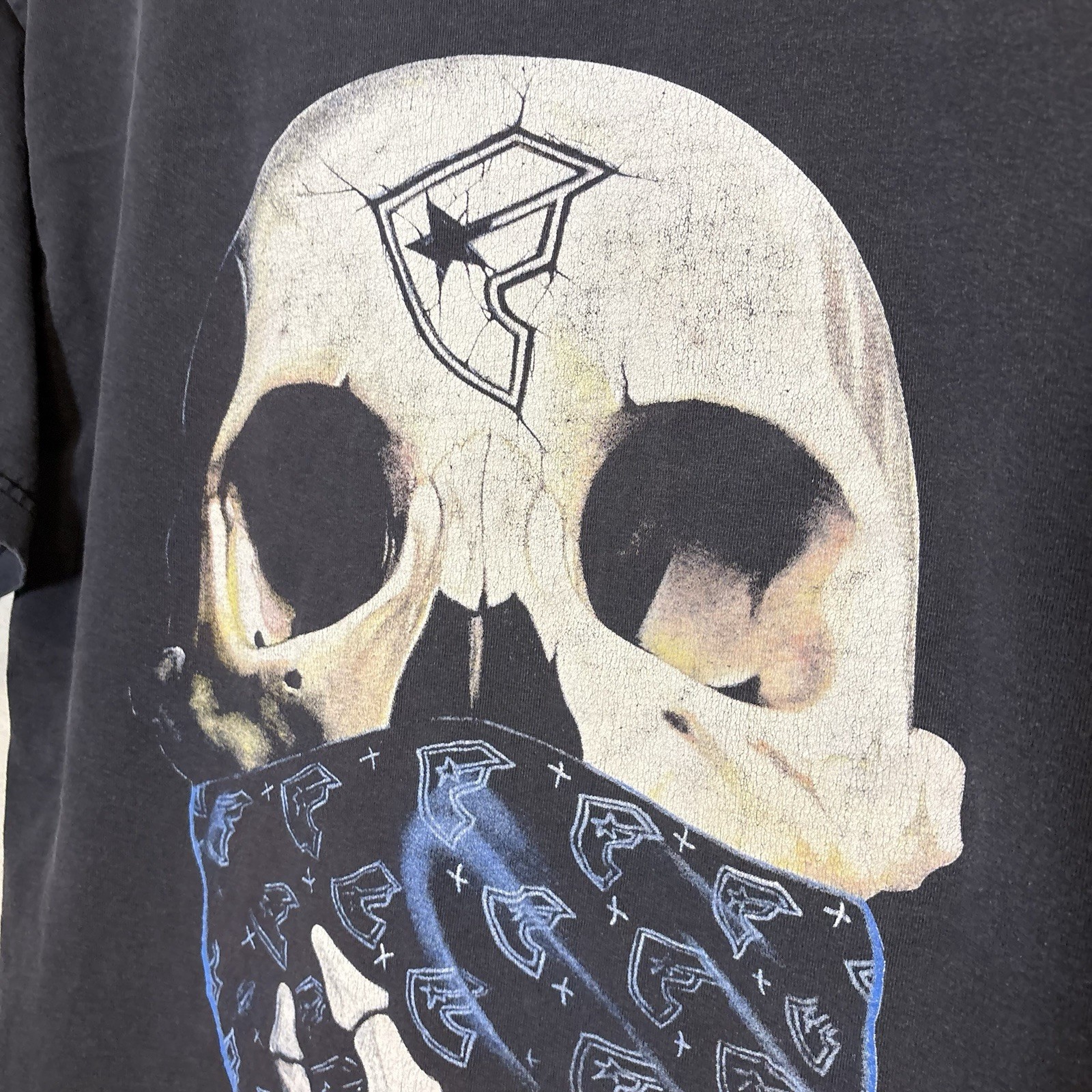 Famous Stars And Straps Skull Bandana Graphic T-shirt Men's Medium Black 2000s gallery