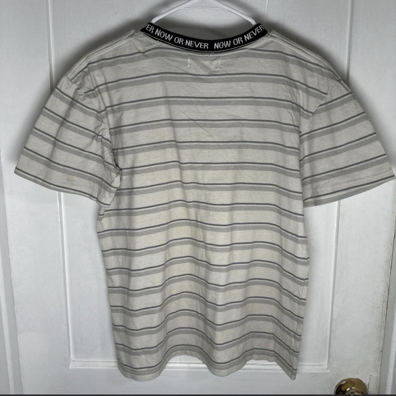 PacSun Men’s S White/Gray/Black Striped "Now or Never" Logo Crew Neck T-Shirt gallery