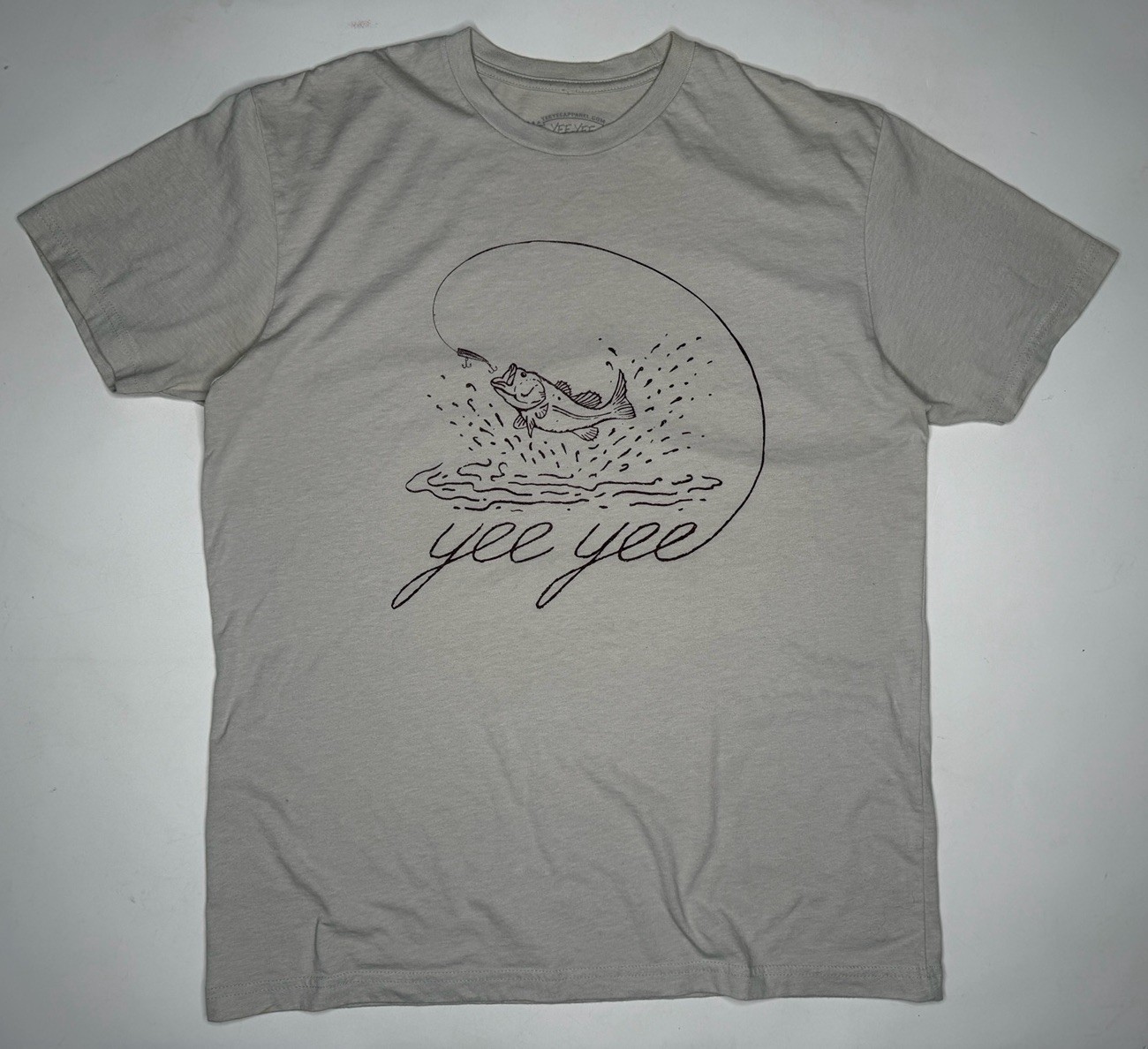 Yee Yee Apparel Limited Edition Fishing Nature Outdoor YouTube T-Shirt | Large
