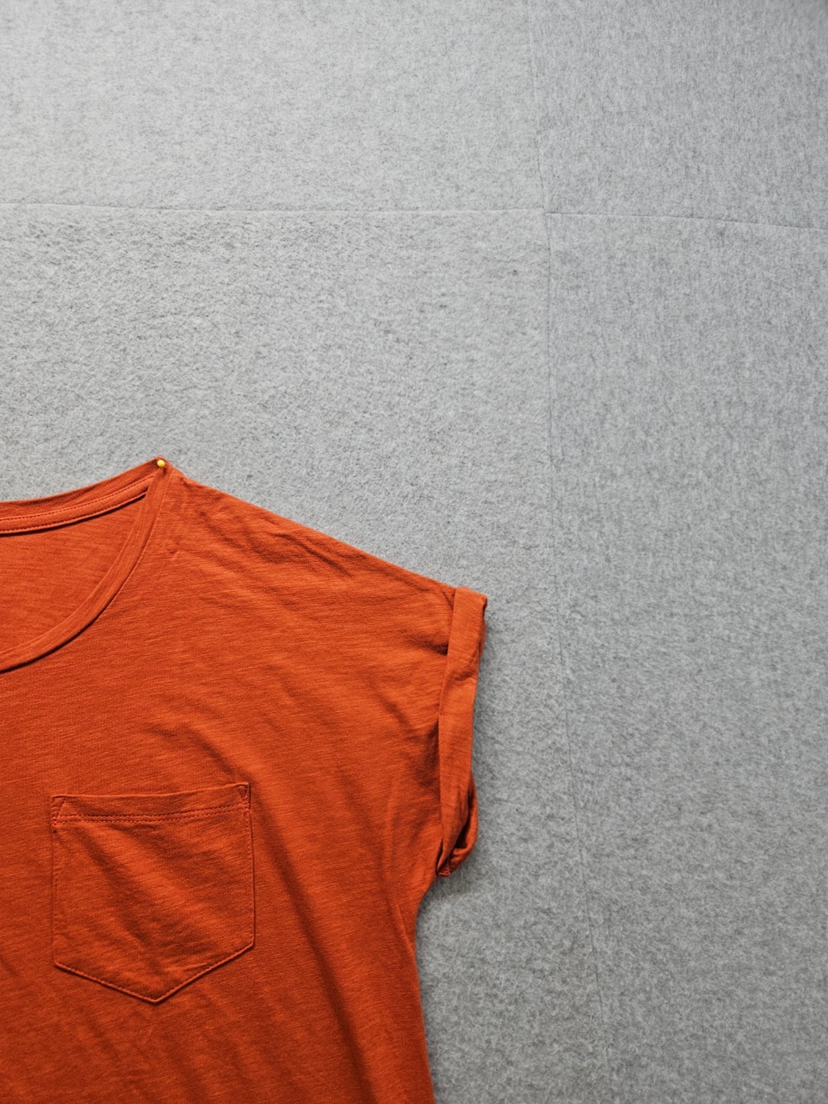 Max Studio Men T Shirt M Burnt Orange Short Sleeve Pocket Moisture Wicking Tee gallery