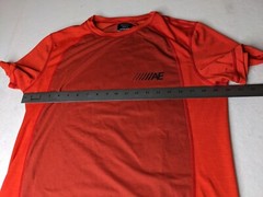 American Eagle Shirt Mens medium active wear red small hole back see photo