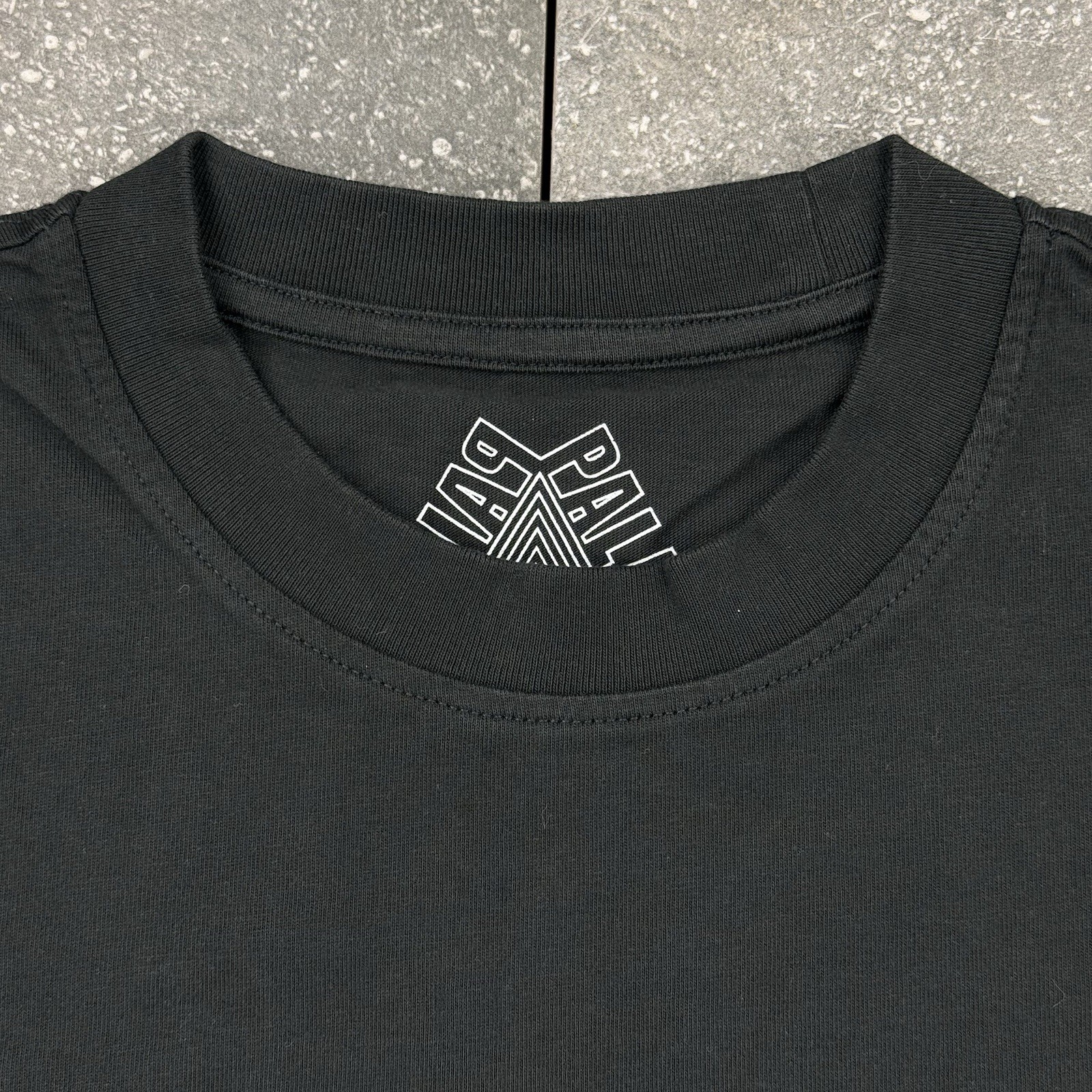 New Palace Skateboards Black Hole T-Shirt Black Men’s Medium In Bag Singularity gallery