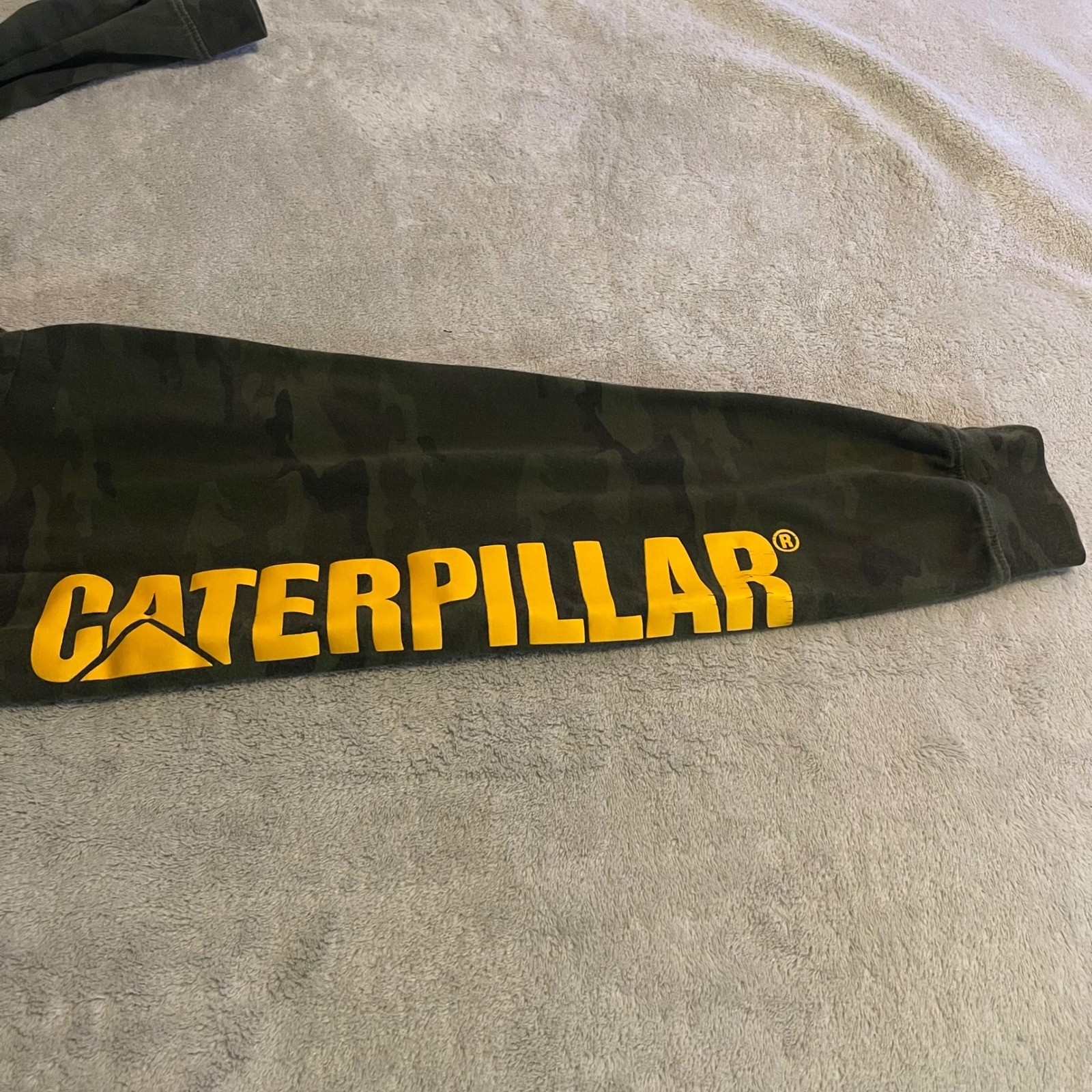 Caterpillar CAT Mens Camo Long Sleeve T-Shirt Green Camouflage Logo Size Large gallery
