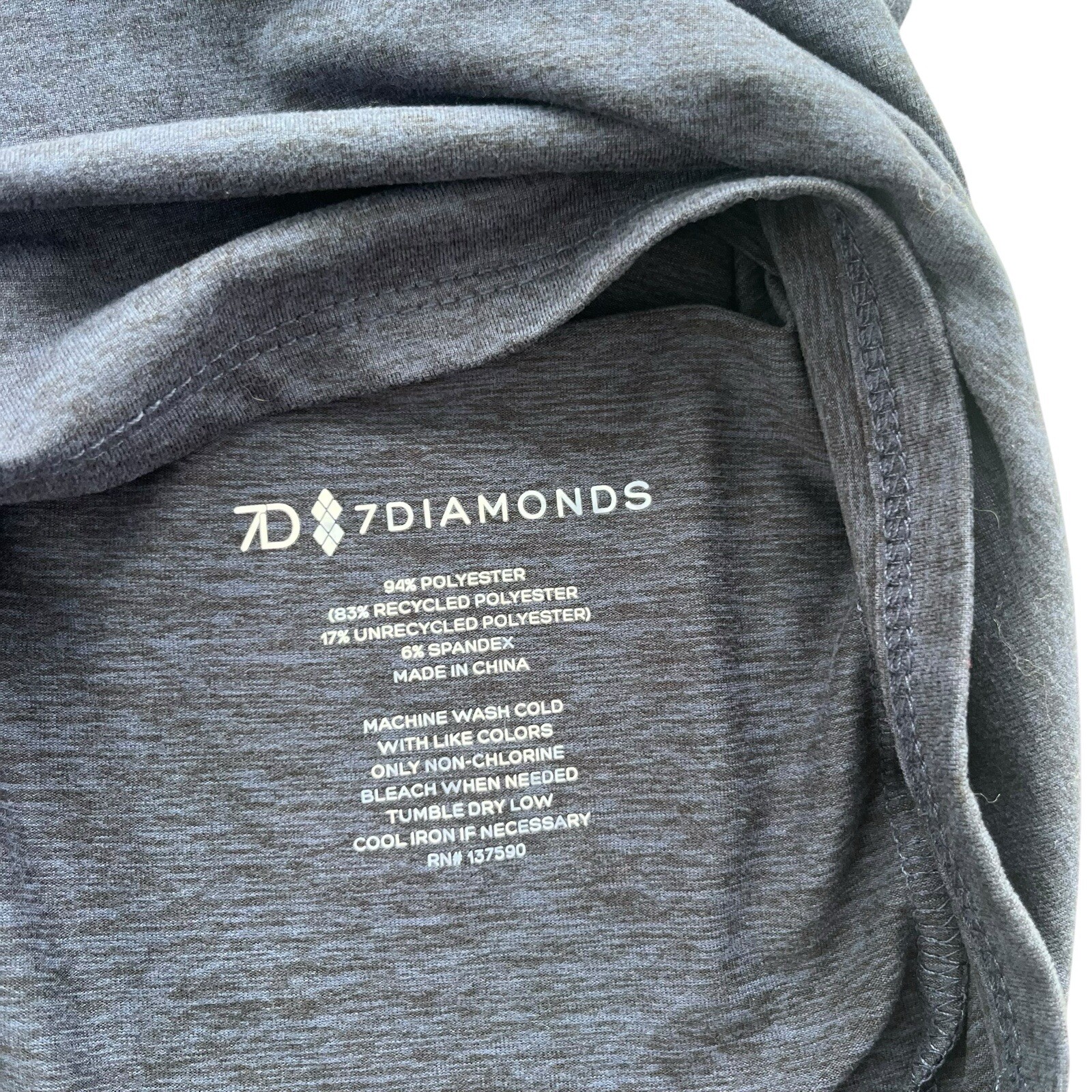 7 Diamonds Men L Blue Heather Core Henley Performance Long Sleeve Athletic Shirt gallery