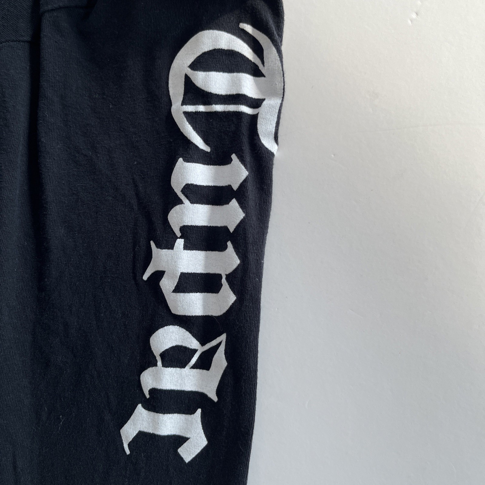 Tupac Shakur Official Merchandise- Long sleeve T-Shirt- Size S-Black gallery