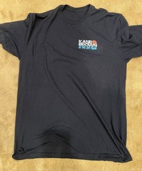 Kane Brown Tour T-shirt. Size Large?