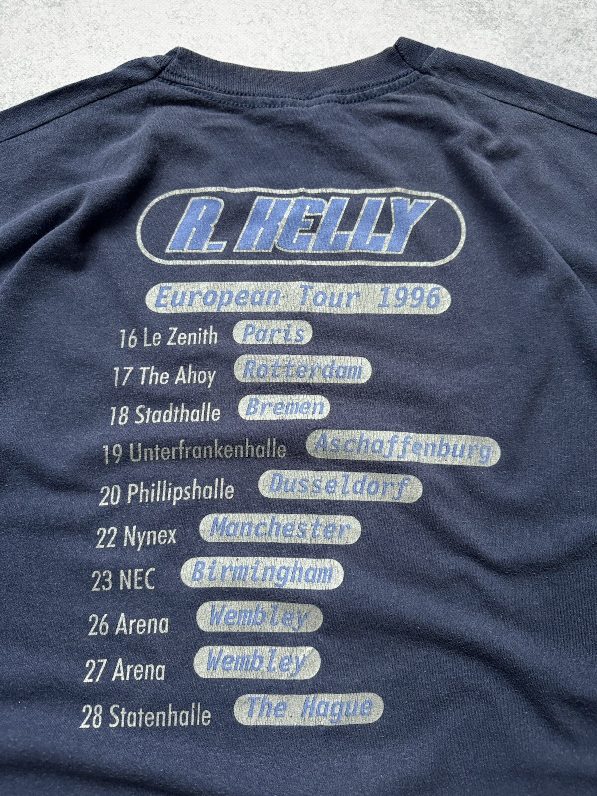Vintage R. Kelly European Tour Rap Hip Hop T-Shirt Single Stitch 90s Mens Size L gallery