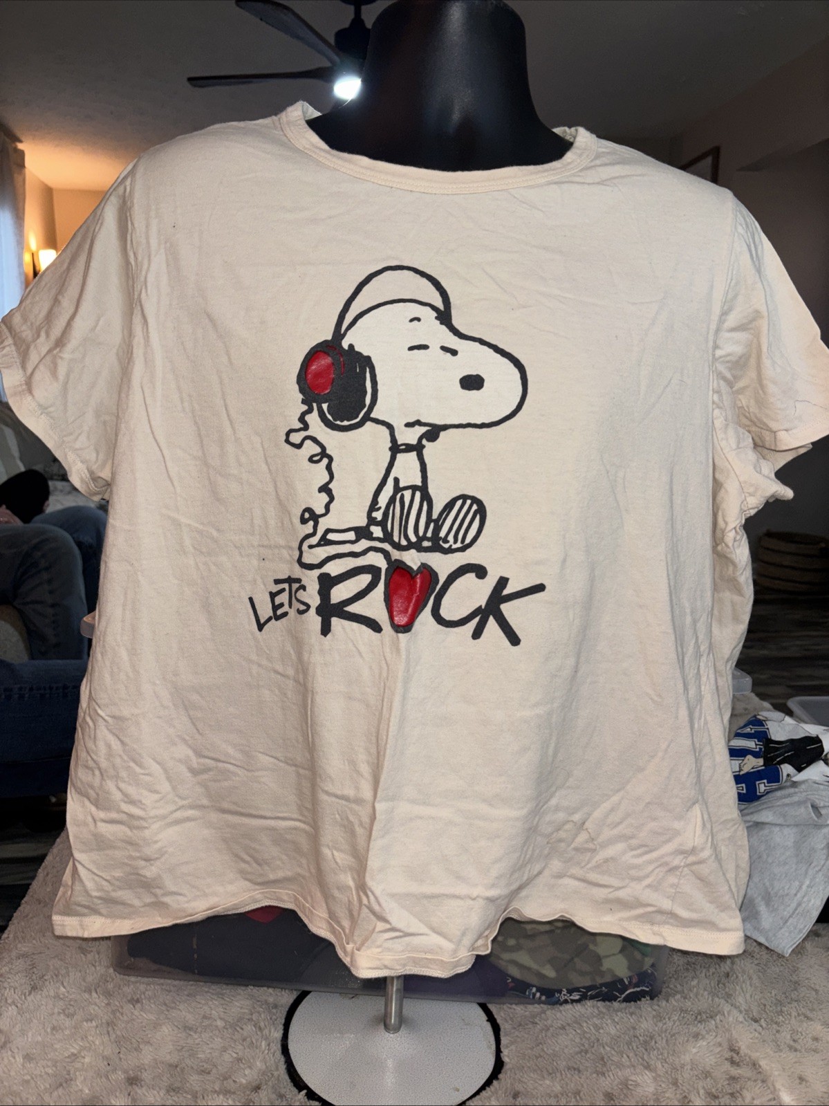 Peanuts Tshirt Size 2XL PRE OWNED IN GREAT CONDITION *Check Description* gallery