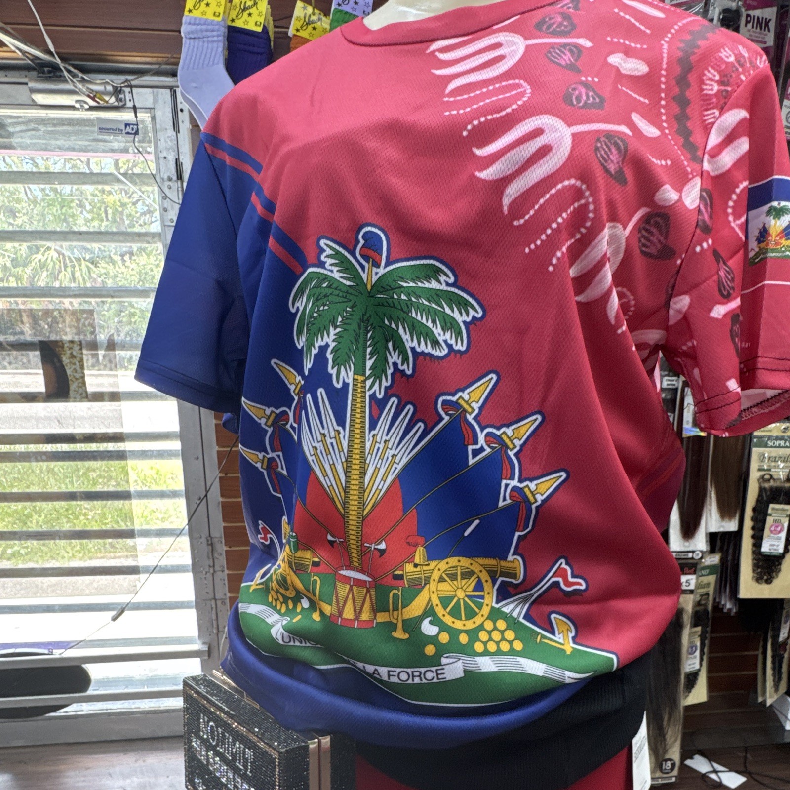 Men’s M Regular Flag Graphic Print Crew Neck Short Sleeve T-Shirt