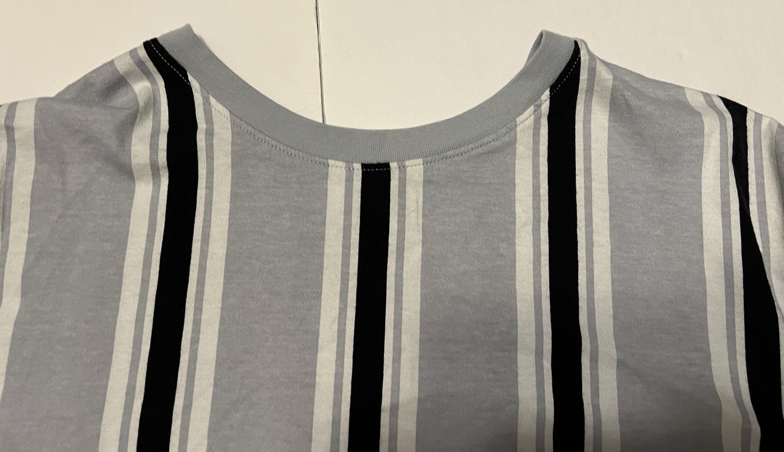 Original Use Men’s Short Sleeve Striped Multicolored Tee Shirt Size Xl Crew Neck gallery