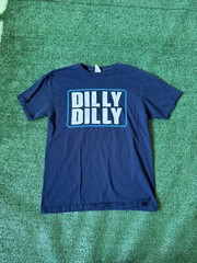 Dilly Dilly Bud Light Blue Spell Out Graphic T Shirt Sz M Cool Logo Tee