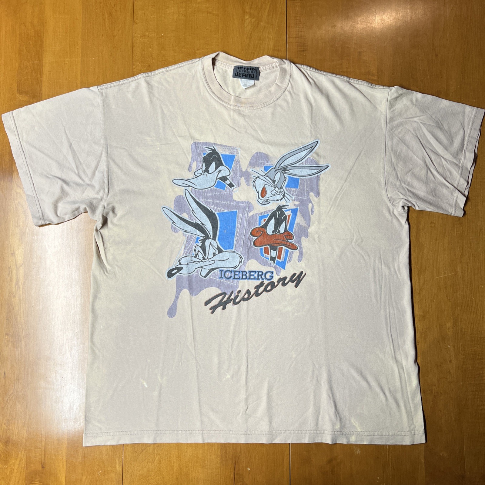 Vintage Iceberg History Looney Tunes Shirt XXL 2XL Italy Made Bugs Bunny Daffy gallery