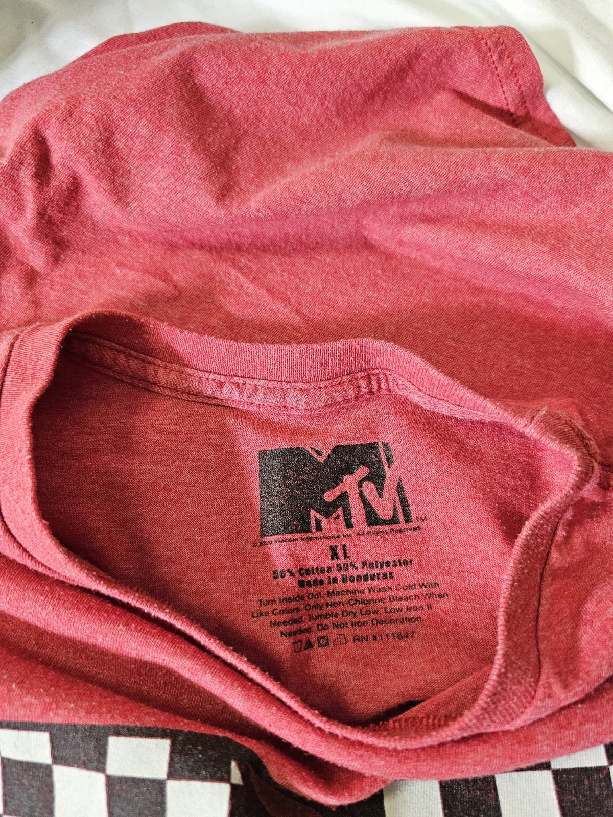 Retro Men's MTV Shirt XL Music Television Red Tee 80s Style Pop Culture gallery