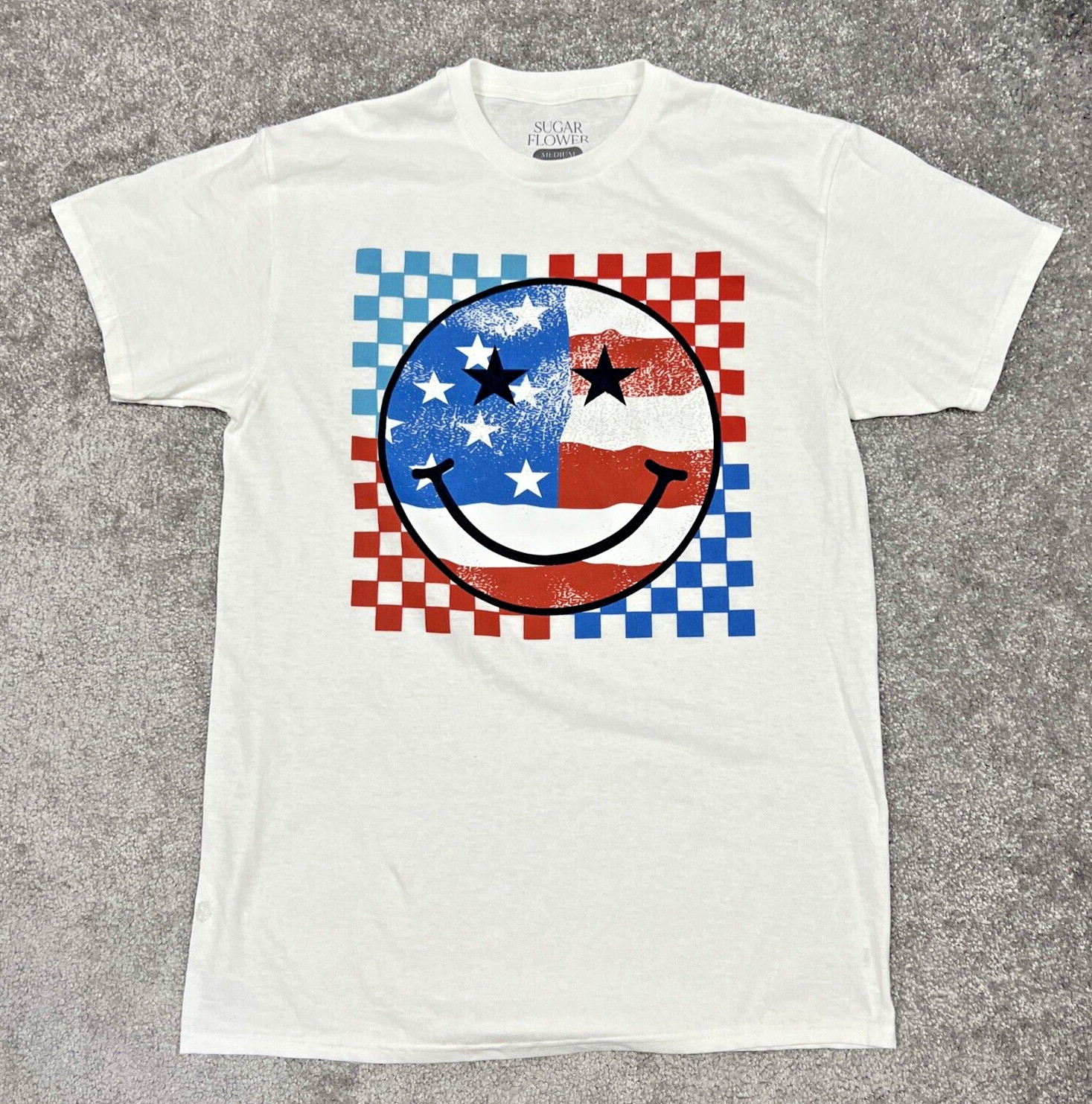 Smiley Face 250 Years USA Flag Men’s Medium Pullover T-shirt Short Sleeve White