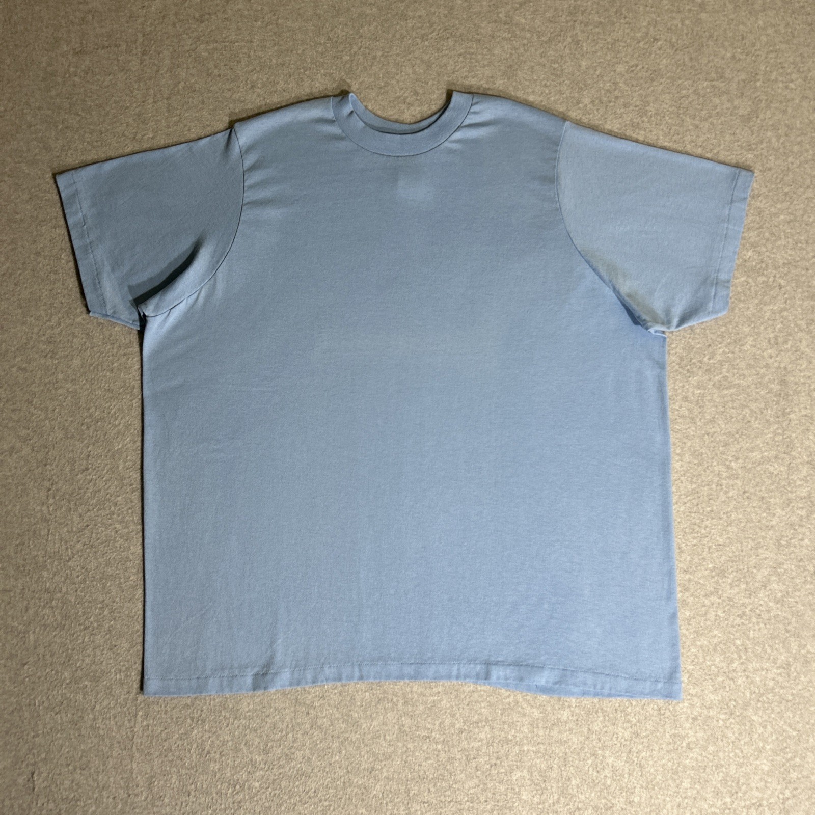 Vintage 60's/70's Plain Baby Blue 50/50 Cotton Poly Blend T-Shirt XL Blank gallery