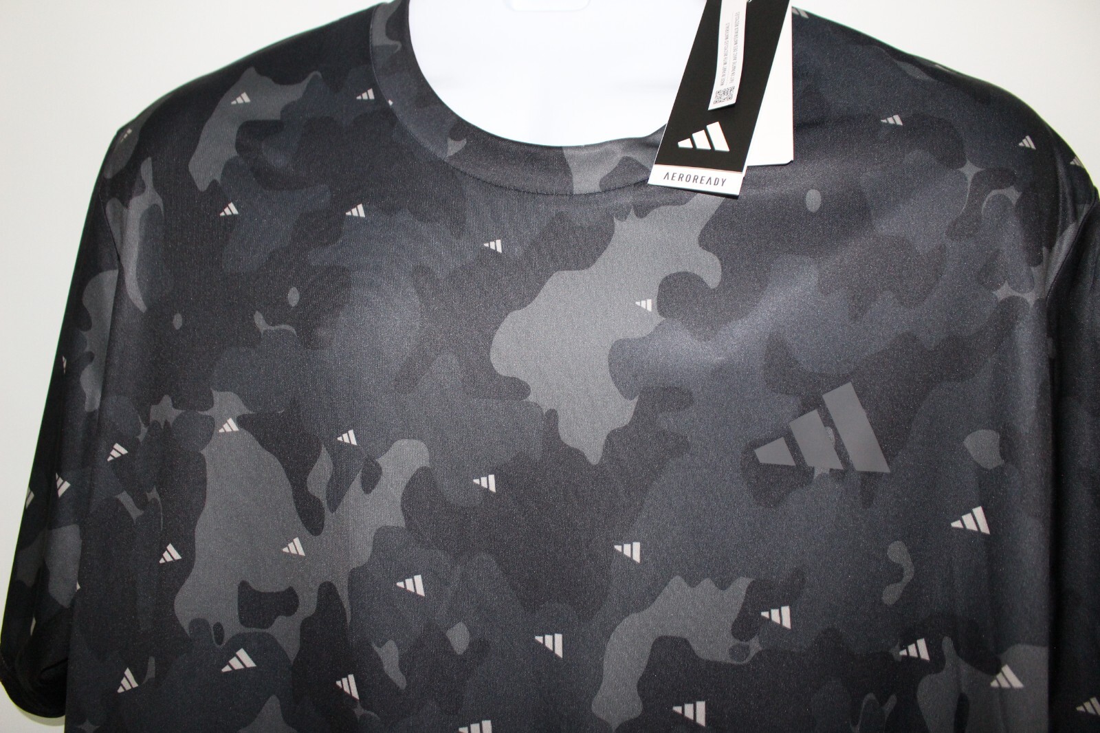 ADIDAS TRAIN ESSENTIALS SEASONAL TRAINING S/S T-SHIRT SZ:2XL 2X XXL NWT IB8132 gallery