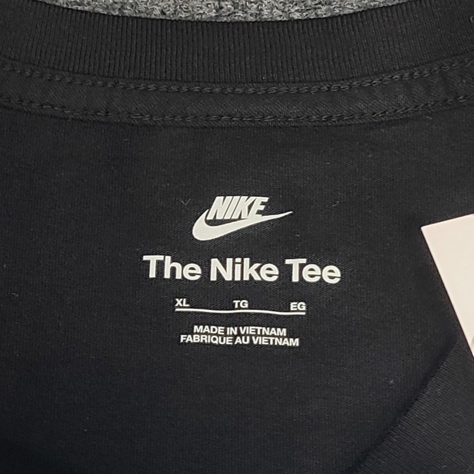 Nike Shirt Mens XL Black Move With Nature Floral Graphic Sportswear Cotton Tee gallery