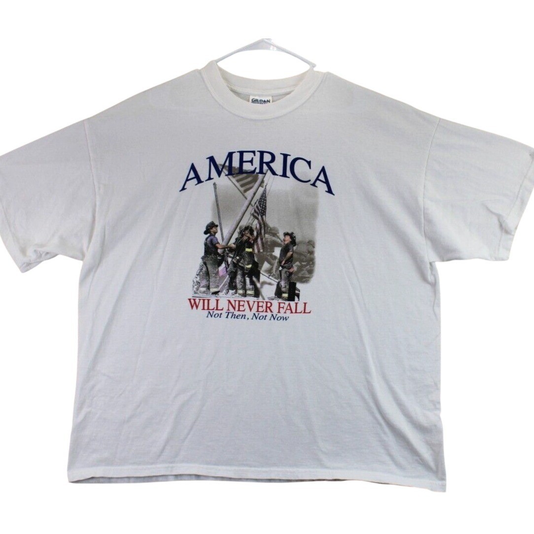 Gildan Heavyweight America Will Never Fall Firefighter White T Shirt Mens XXL