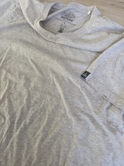 Men’s Prana Basic V Tshirt Size Large
