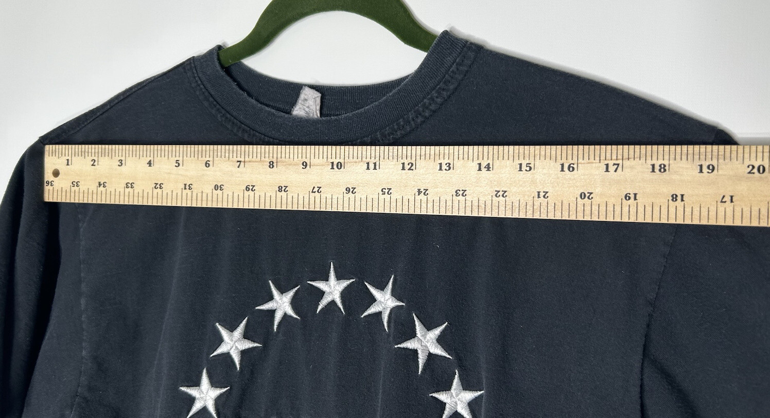 Venezuela T-shirt Size M Black Short Sleeve Embroidered Stars Venezuelan Pride gallery