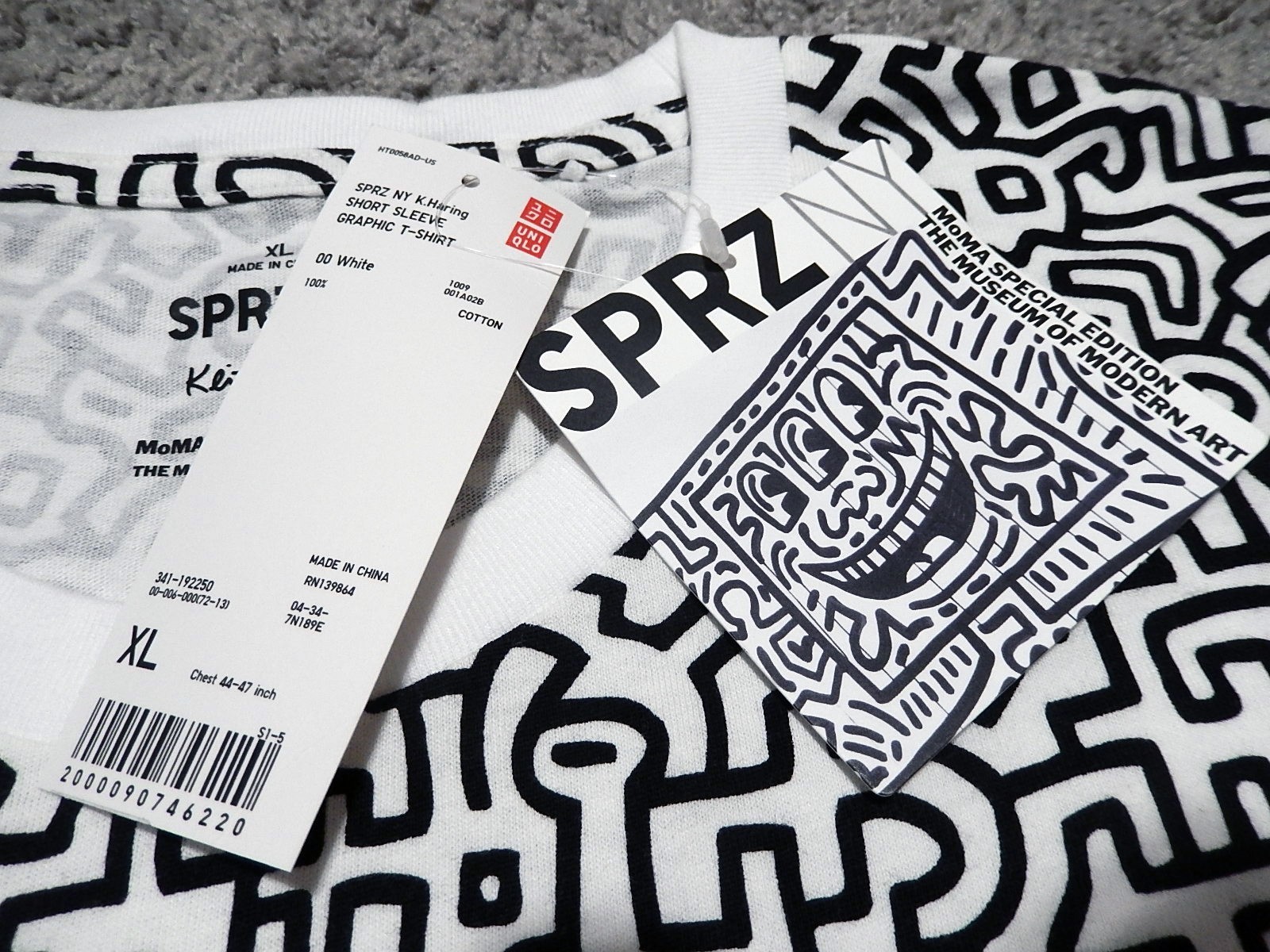 Uniqlo x Keith Haring MoMA SPRZ NY white black men's AOP t-shirt XL street art gallery