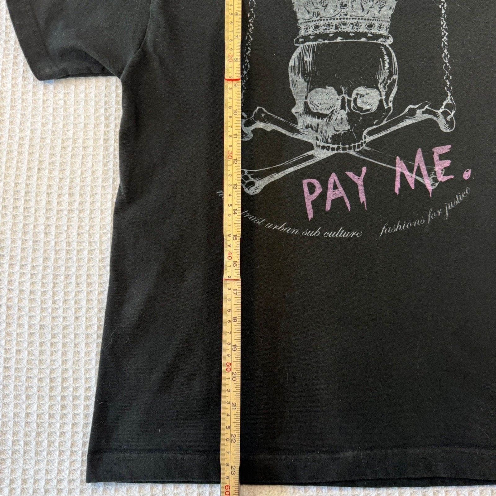 Nevertrust Urban Subculture Skull Crown Pay Me Graphic T-Shirt Black Small gallery