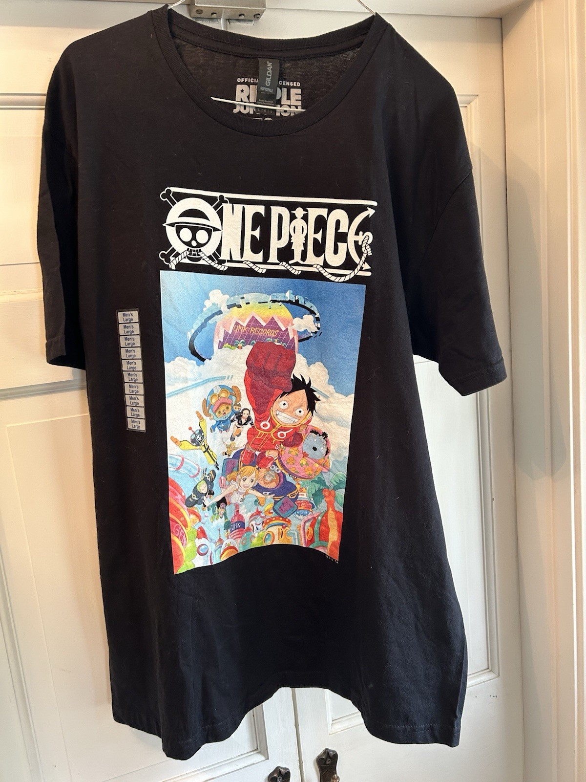 One Piece Anime Series Egg Head Future Island arc Group Artwork T-Shirt, Size L gallery