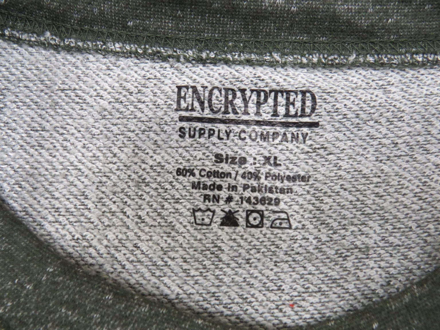 ENCRYPTED Men's T-Shirt Olive Camo XL Zipper Pocket Curved Hem Cotton Blend gallery
