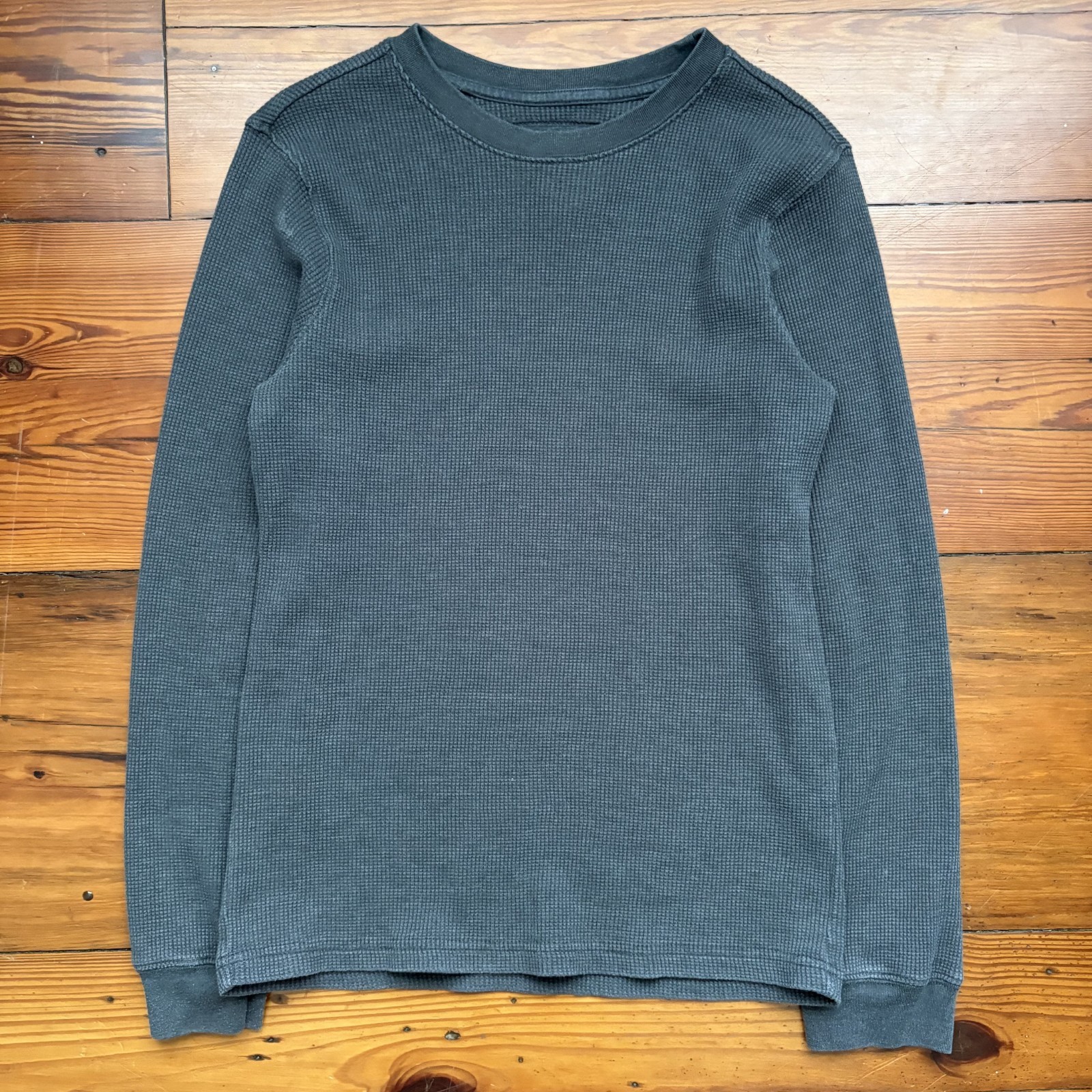 Vintage Y2K Thermal Waffle Knit Shirt Men's Size S Gray Grunge gallery