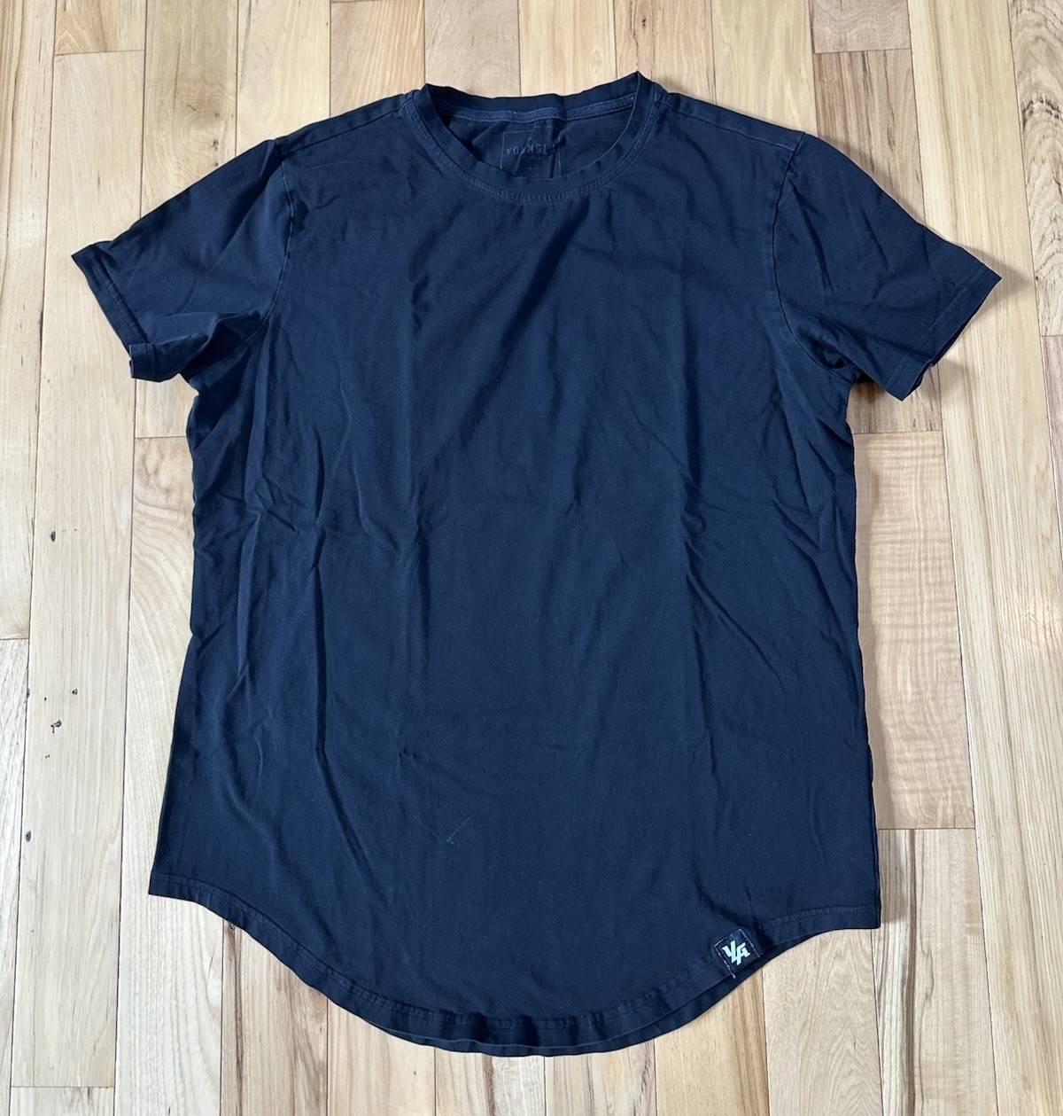 Men’s YoungLA 402 Curved Hem Black T-Shirt Men’s Large Stretch Gym Pump