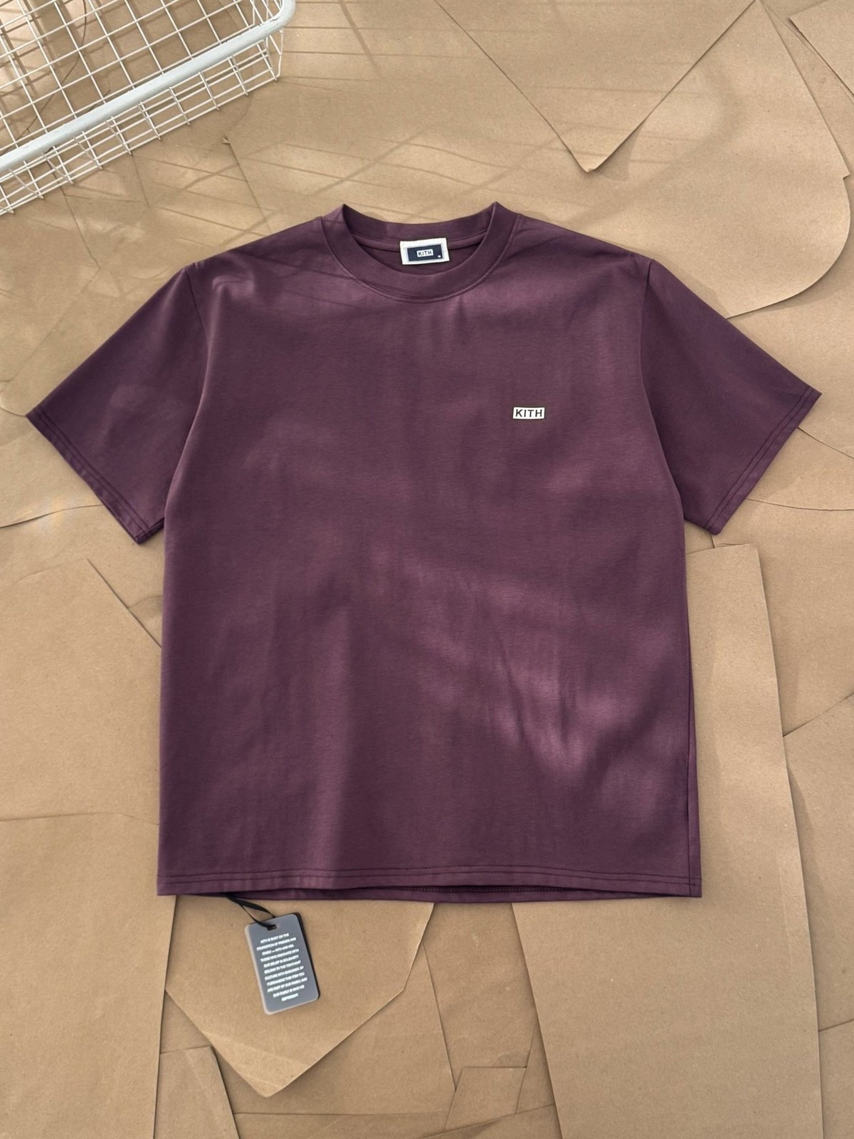 Kith Simple Flocked Small Box Logo Loose Neck Solid Color Short Sleeve Couple gallery