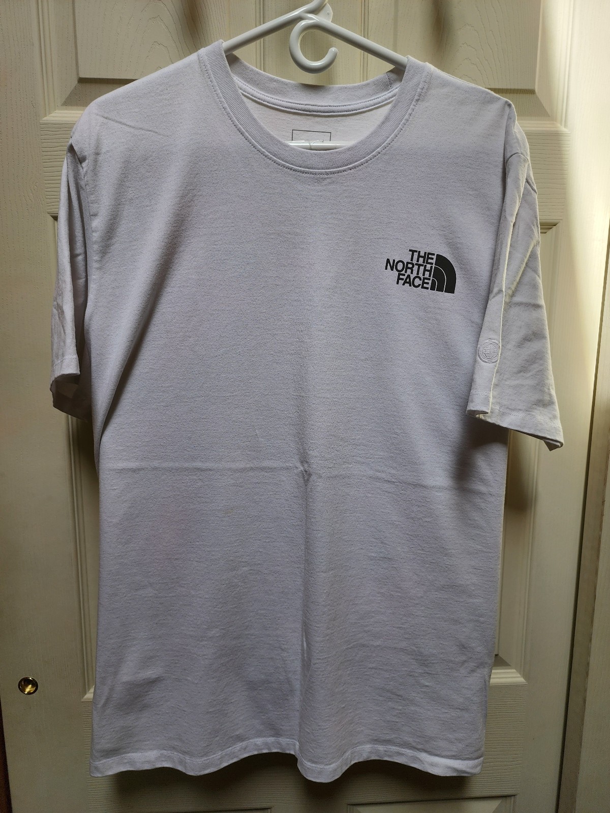 MENS SIZE XL, WHITE, THE NORTH FACE T-SHIRT, COTTON/POLYSTER, PRE-OWNED gallery