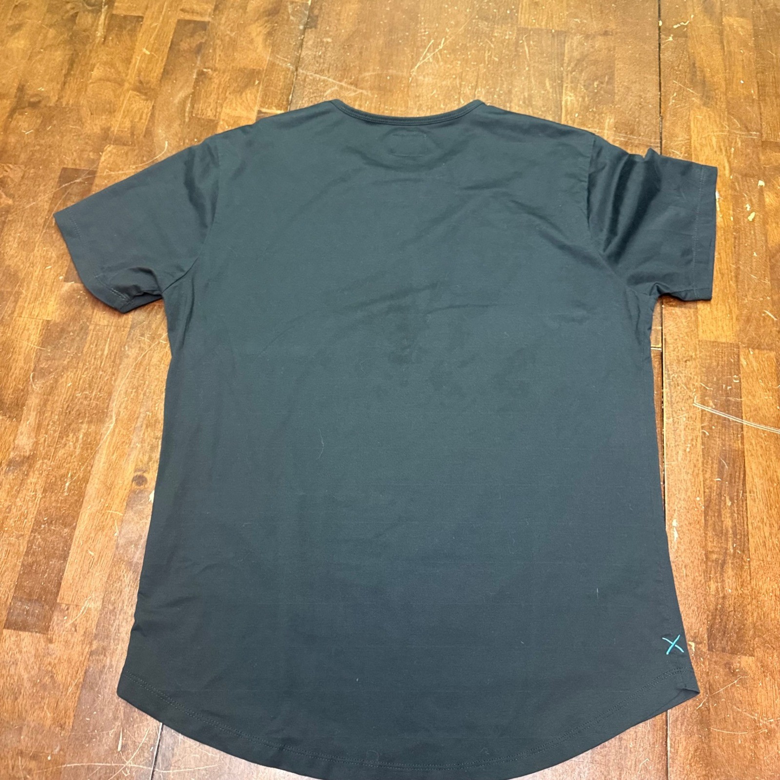 Cuts Clothing Curve-Hem TShirt Men XL Black Blue Grey 3 Pack Bundle Short Sleeve gallery
