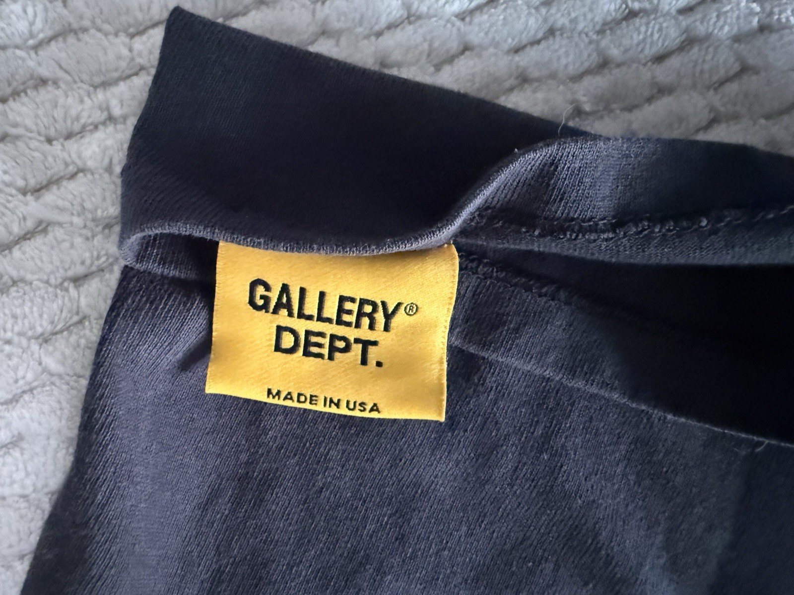 Gallery Dept. Men’s Black Crew Neck Short Sleeve Logo Graphic Cotton Tee Size M gallery
