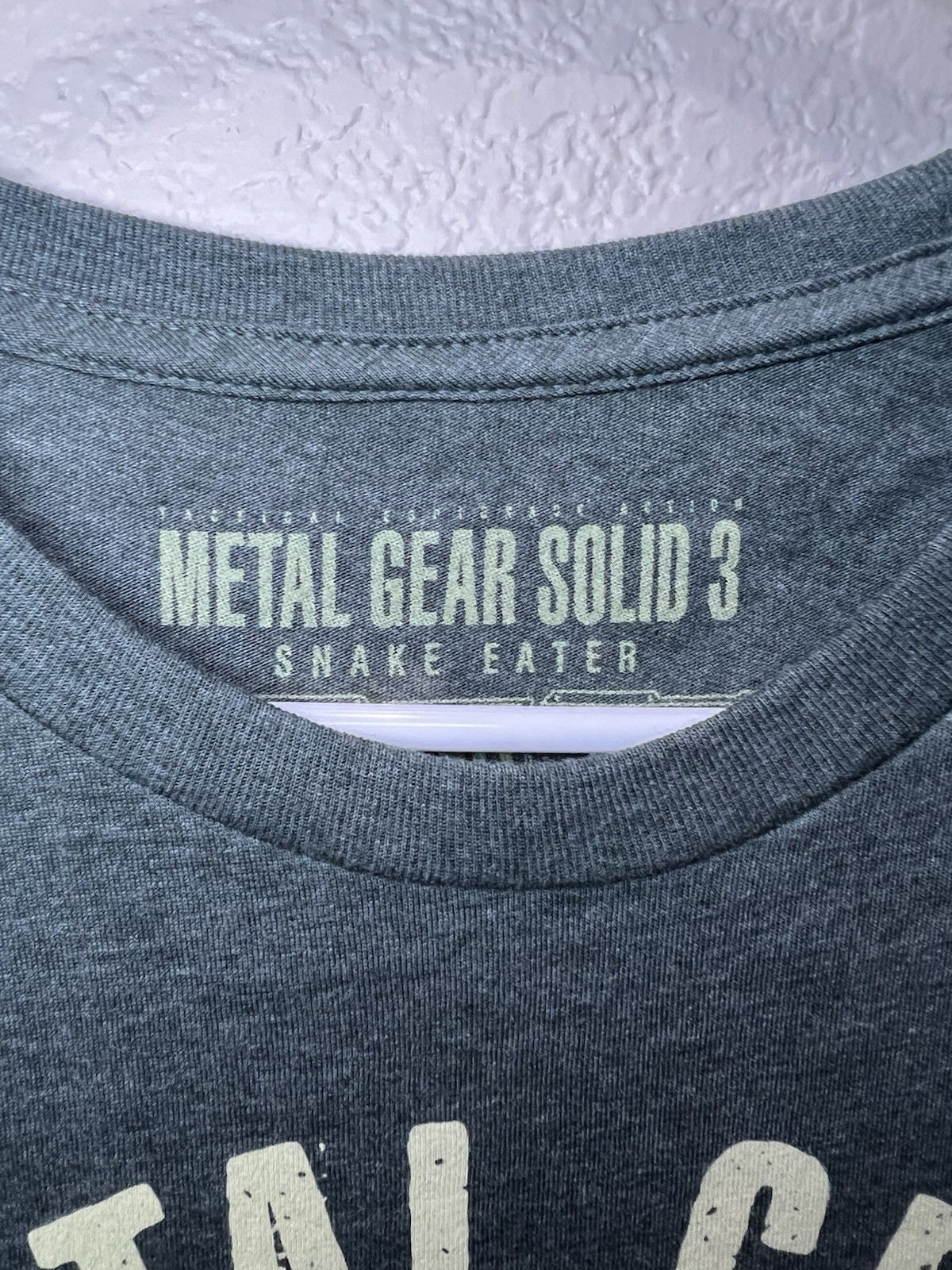 Metal Gear Solid 3 Snake Eater Tshirt Size Medium gallery