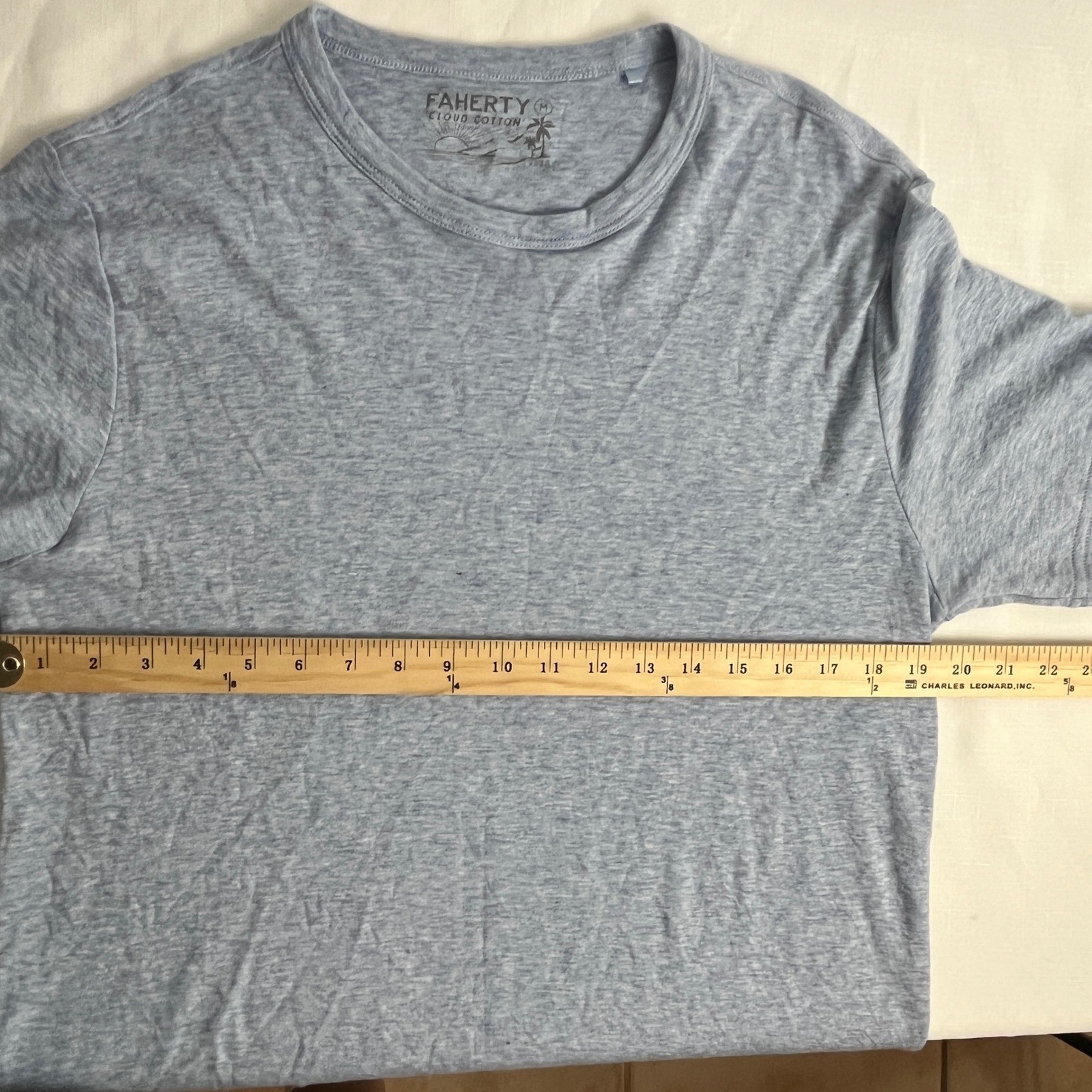 Faherty T-Shirt Mens Medium (M) Cloud Cotton Pima Modal Heather Blue Tee gallery