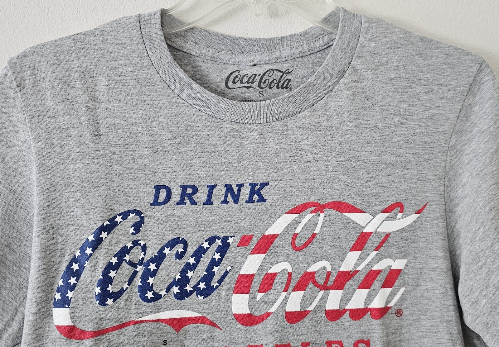 Coca Cola Patriotic American Flag Graphic Gray T-Shirt Small 4th of July NWT gallery