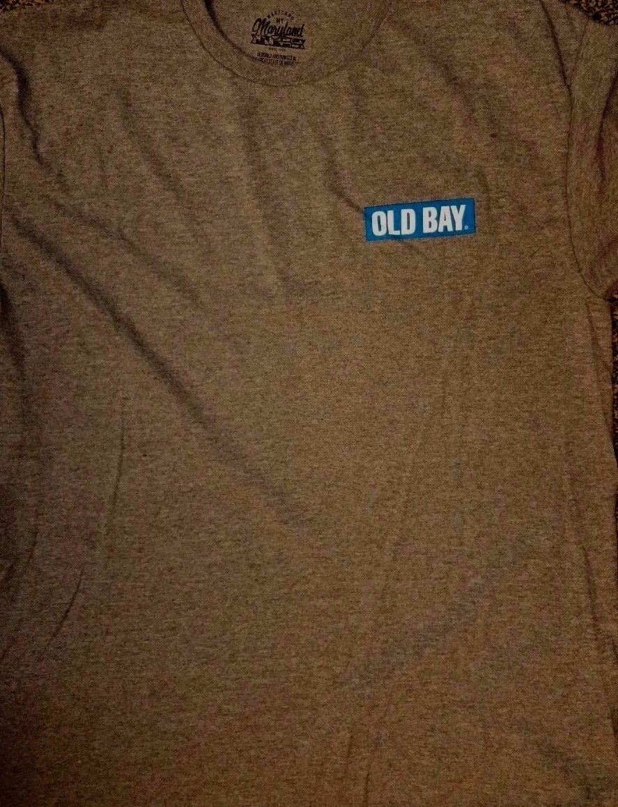 New MARYLAND OLD BAY CRAB T SHIRT CRAB DRINKING OLD BAY OPEN CAN gallery