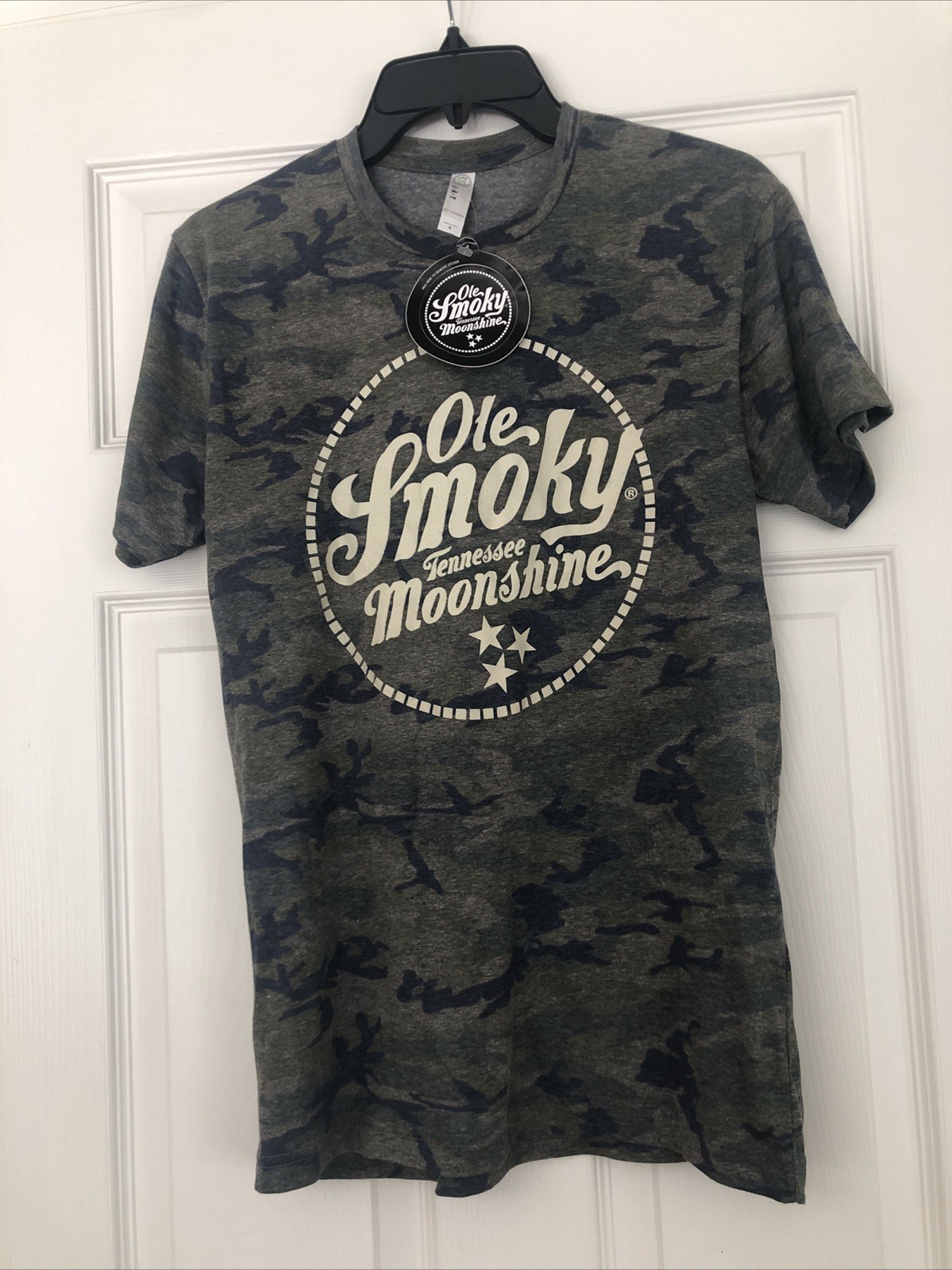 Men’s Ole Smoky Moonshine T-shirt Size Small Logo Tee Camo