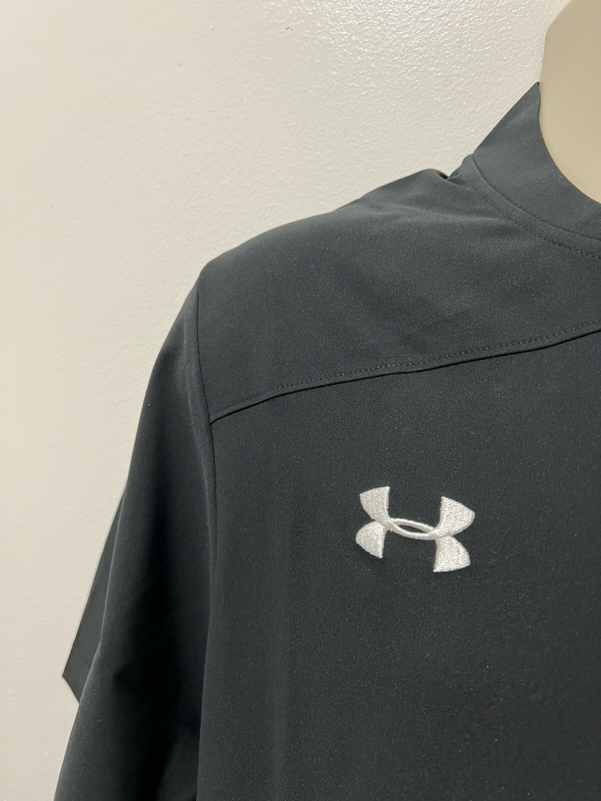 Under Armour Storm Men's Size S Black 1/4 Zip Short Sleeve Team Locker Shirt NWT gallery